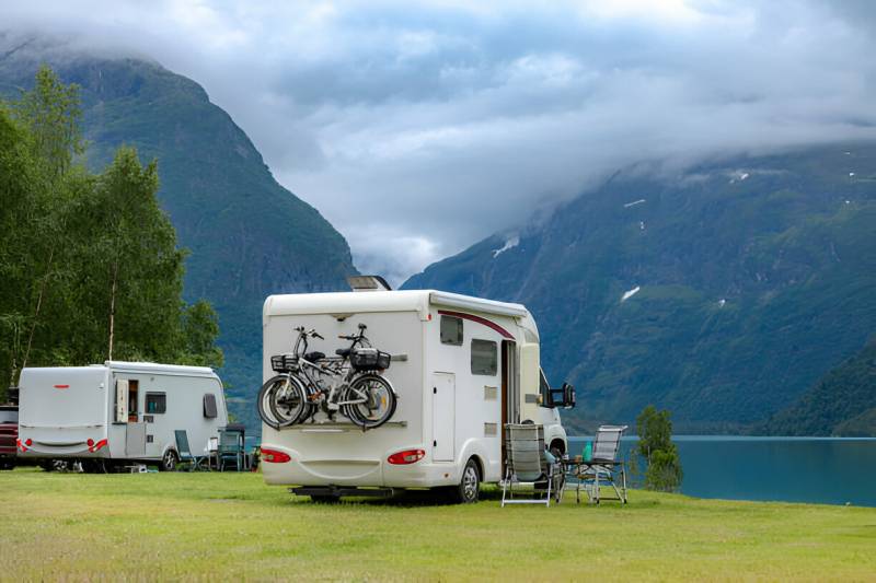 Pneu Camping-Car et Caravane au Grau-Du-Roi 30240